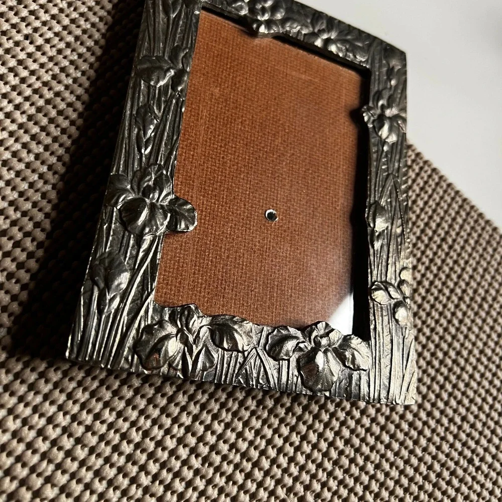 Vintage Pewter Iris Floral Picture Frame Art Nouveau Style Embossed Silver Tone